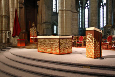 mobilier liturgique cathédrale Chalons en Champagne