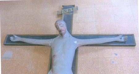 buste sur croix avant restauration. photo Brigitte Estève